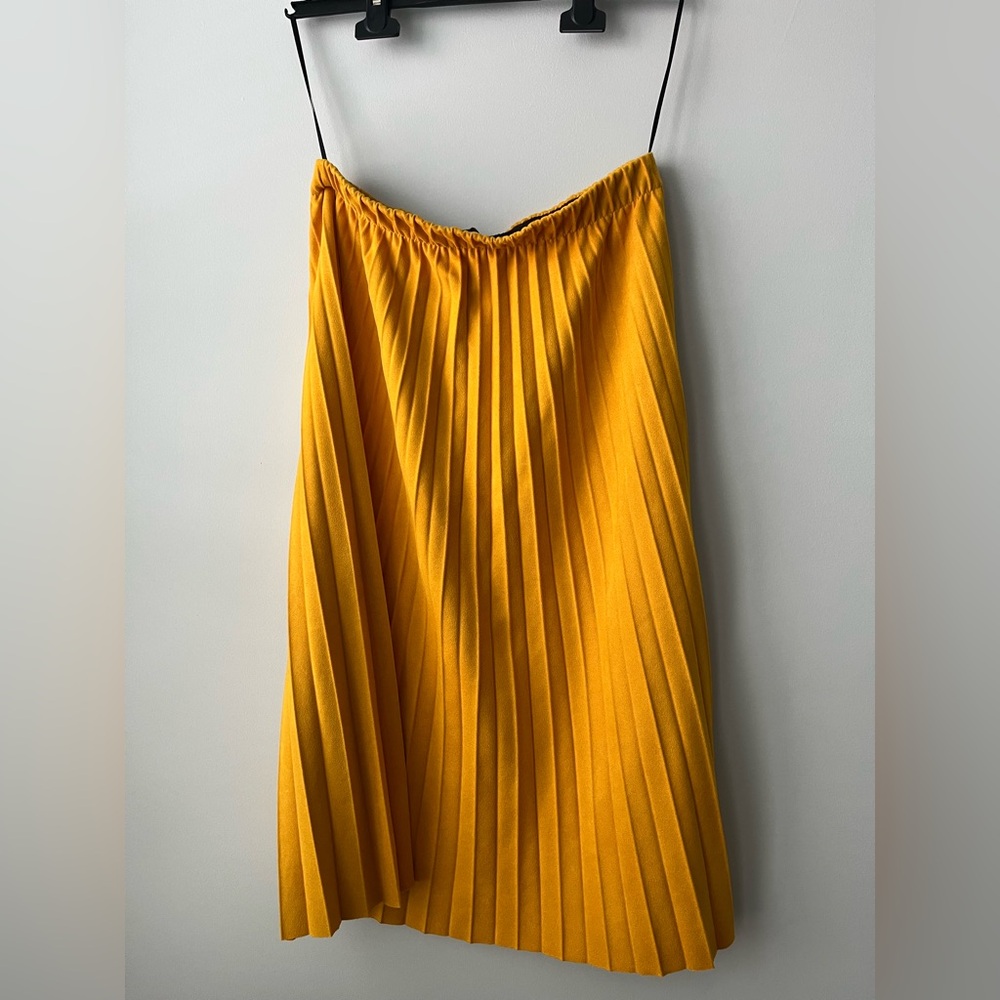 Zara Mustard Yellow Pleated Midi Skirt